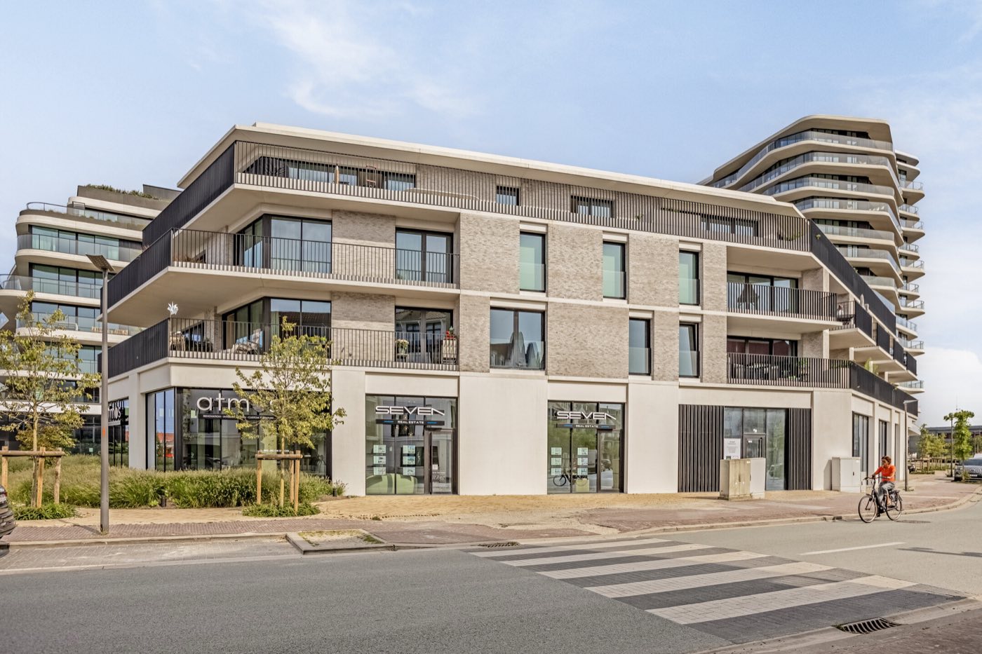 Kantoor Seven Real Estate - Duinenwater 12, 8300 Knokke-Heist